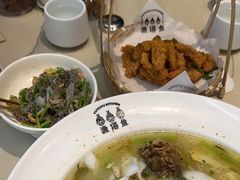 -渔语鱼酸菜鱼新川菜(来福士店)