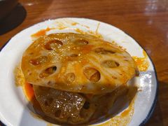 -爆炸头阿姨小四川正宗川味小吃(无任何分店)