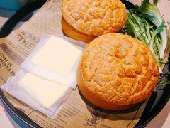 牛油菠萝包-避风塘(百联东郊店)