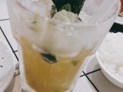 -蛙一刀·麻椒鱼火锅(金仙桥店)