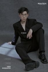 -至臻微拉婚纱摄影