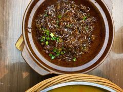 -有红鸡毛店·川菜(建设路店)