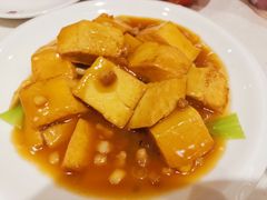 -闫府私房菜(经四路万达店)