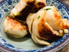 -无名氏宵夜小摊(祝家三姐妹馄饨店)