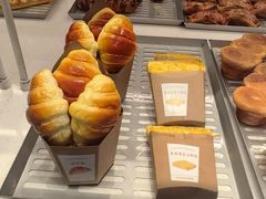 -好利来(上海长宁龙之梦店)