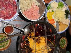 -周小明火锅(黑金冠社区店)