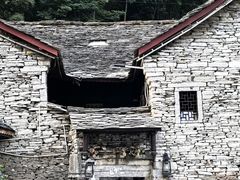 -高荡千年布依古寨旅游景区