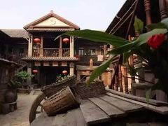 -清风小镇闯关东影视基地