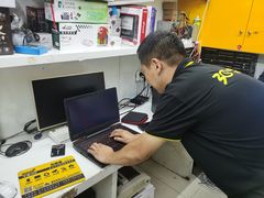 -千米手机电脑维修回收(金银湖店)