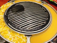 -青瓦炭韩潮烤肉(花园道店)