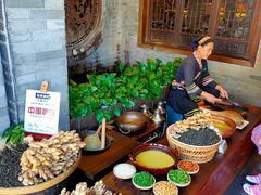 自助取餐区-凤凰山斑鱼馆(恭城店)