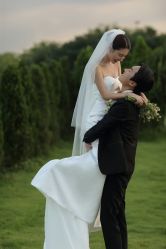 -喜爱高定婚纱摄影
