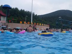 -汤山欢乐水世界