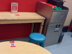 -塔斯汀中国汉堡(徐汇汇京广场店)