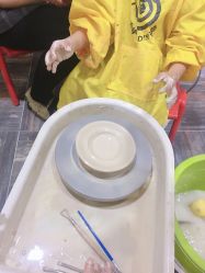 -泥娃娃DIY陶吧(易生活购物公园店)