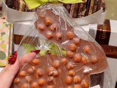 -Laderach 莱德拉(上海环贸iapm店)