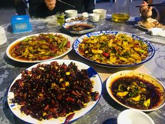 -江湖黑大兔(杨家坪店)