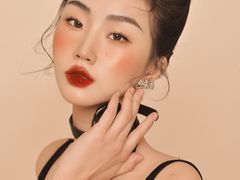 -金夫人化妆摄影职业培训学校