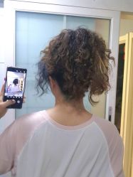 -米娜护肤造型