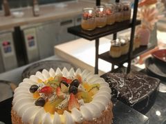 鲜奶水果蛋糕-富力希尔顿酒店·地阔自助餐厅