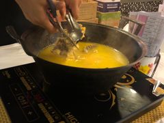 -鲜入围煮花胶鸡海鲜火锅