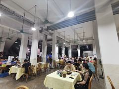 大堂-标记美食新鲜猪杂(兴南大道店)