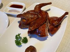脆皮烧顶鸽-御宝轩(益丰·外滩源店)