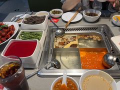 -海底捞火锅(杭州滨江九宜城店)