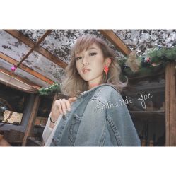 -God Hands发型设计复古会所