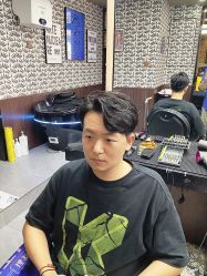 点击看大图 -大人物·男士理发馆