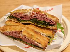 小红帽三明治-OUR Bakery(中海环宇荟店)