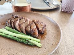 牛腹肉配芦笋-BOR Eatery(安福路店)