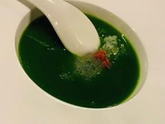 瑞丽黄冰糖青汁雪燕-泓0871臻选云南菜·味庄