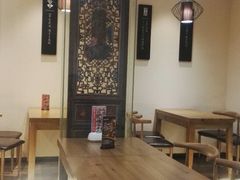 大堂-熊大师牛羊粉(红谷凯旋店)