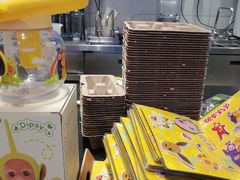 -奈雪的茶(亨特国际广场店)