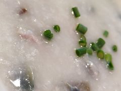 皮蛋瘦肉粥-龙记·香港茶餐厅(海上世界店)
