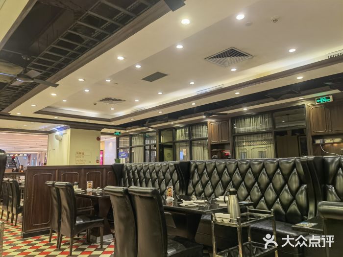 一哥澳门豆捞 · 十七年经典澳门火锅(四季天地店)大堂图片