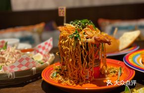 MrSuchat's Legendary Sha Cha Royal Noodles