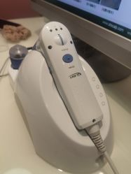 -LESSMORE科技头皮理容中心