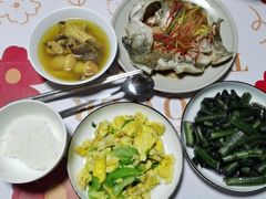 -乐禧母婴全自营月嫂(宝山店)