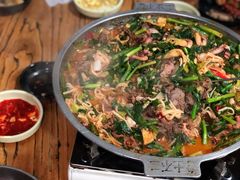 牛肉八带蟹棒鱼饼综合锅-京玉菲饭店(李村店)