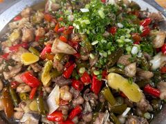 -廖哥泡椒兔(峨眉店)