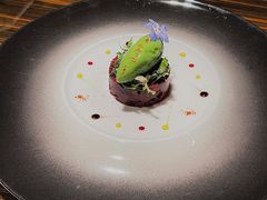 和牛佐鸭肝配波特酒汁和牛肉清汤-L'ATELIER de Joel Robuchon(外滩18号店)