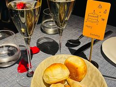 -弦月窗LUNETTE BY AMANDA(复兴路店)