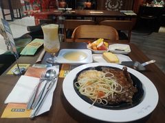-豪客来牛排(空港华联店)
