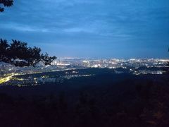 -紫金山山顶公园