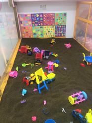 -趣童婴幼儿SPA母婴生活馆(孔雀城店)