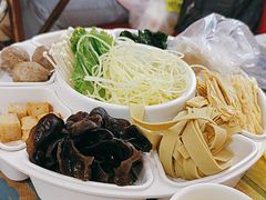 -鸡遇虾煲干锅火锅(小寨金莎店)