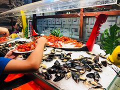 -四海一家自助餐(益田假日广场店)