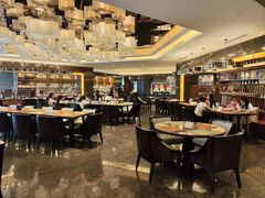 -岷山饭店-芝芝自助餐厅